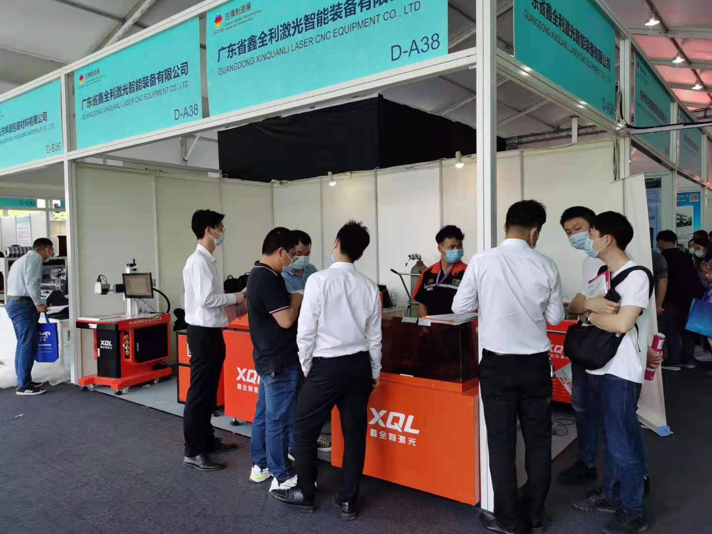 古鎮(zhèn)燈博會(huì)開(kāi)展第2天精彩速遞：鑫全利D-A38展位人氣爆棚，驚喜不斷！